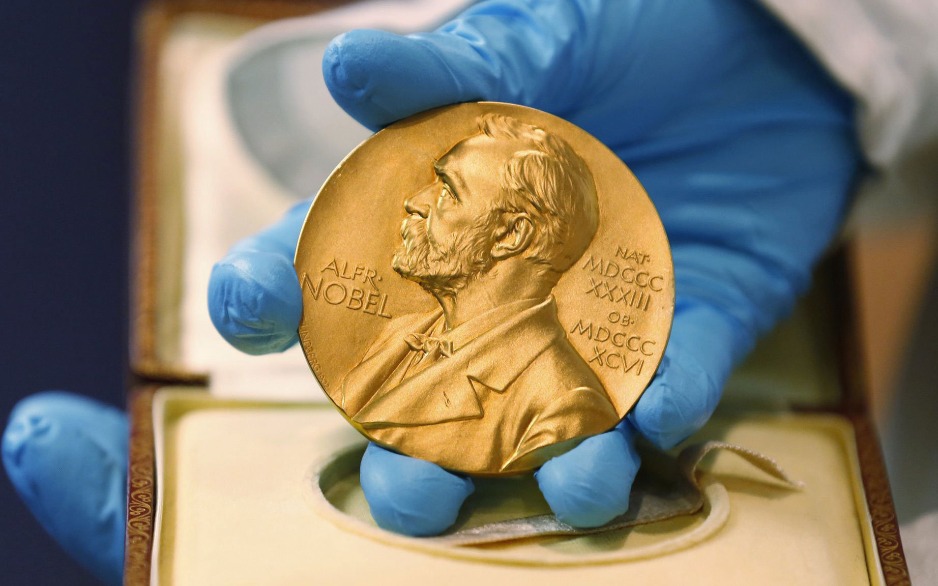 νομπέλ-οικονομίας-στους-όλιβερ-χαρτ-κ-2154908