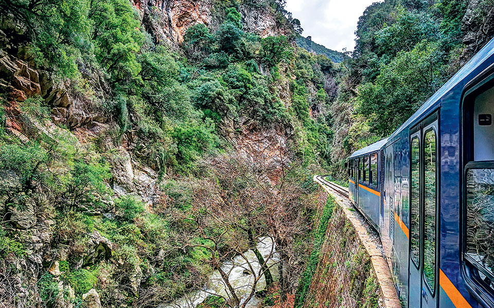 τo-τρένο-της-πελοποννήσου-στις-παγκόσμ-2155527