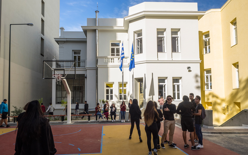 ενα-σχολείο-το-πρόσωπο-της-αθήνας-2155933