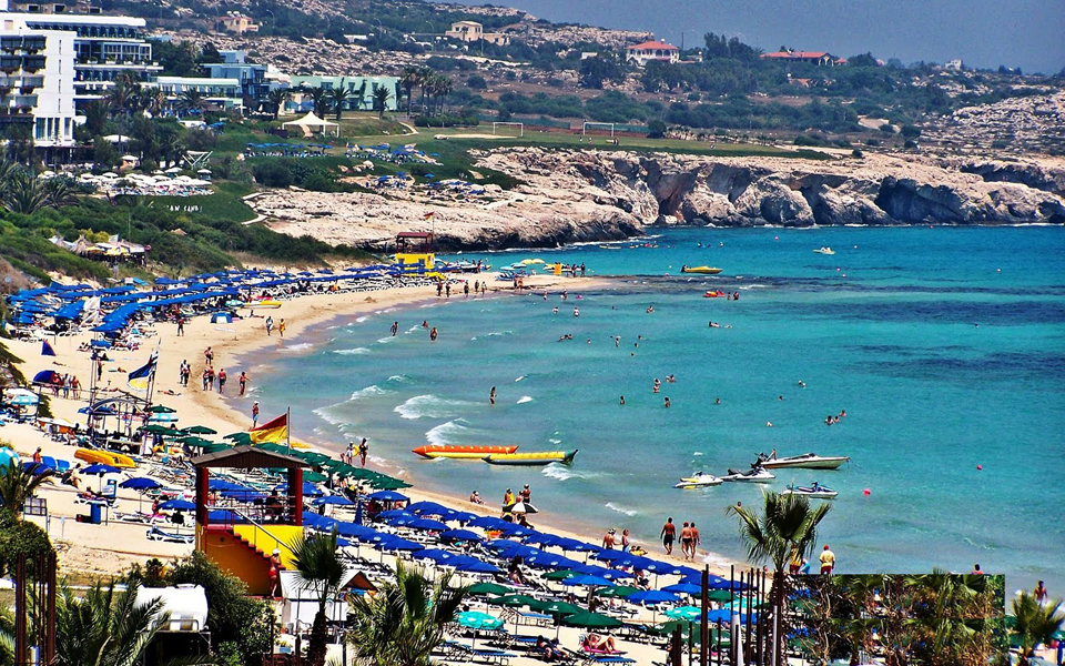 με-πτώση-4-των-τουριστικών-εσόδων-θα-κλε-2158416