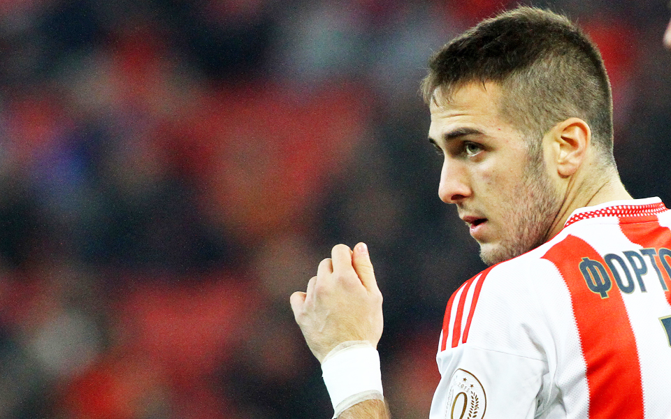 ολυμπιακός-προφύλαξε-τρεις-ο-μπέντο-γ-2158578