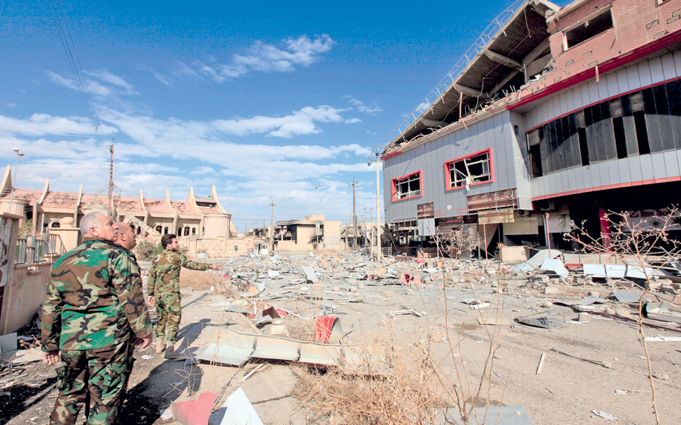 ο-ιρακινός-στρατός-εδραιώνεται-γύρω-α-2158733