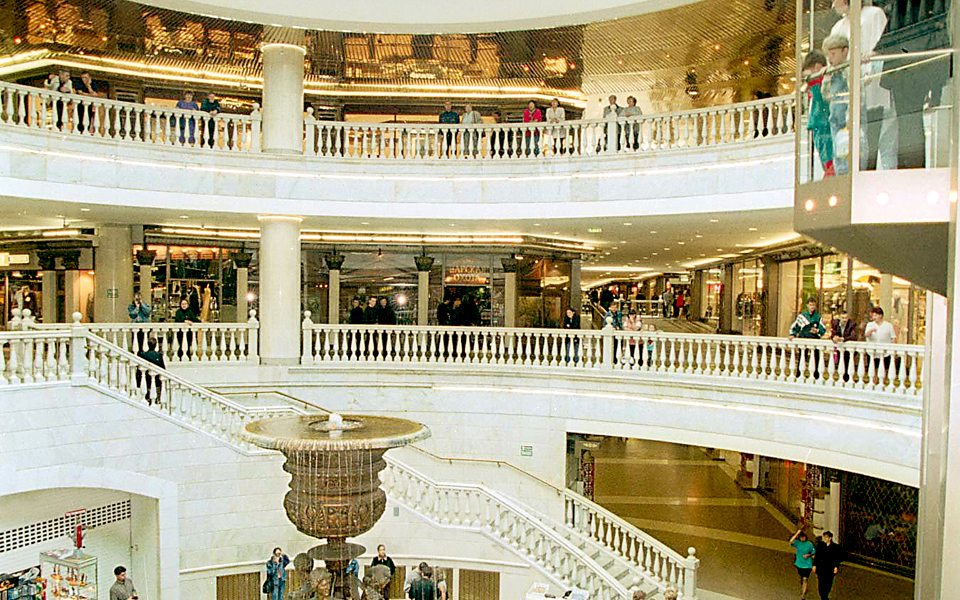 τα-εμπορικά-κέντρα-της-ρωσίας-θα-φτάσο-2159202