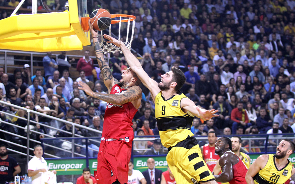 επαγγελματική-νίκη-ο-ολυμπιακός-2159494