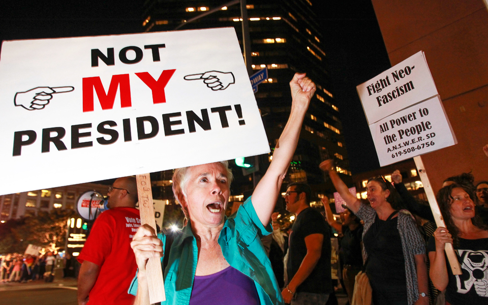 διαδηλώσεις-κατά-του-τραμπ-σε-πόλεις-τ-2159860