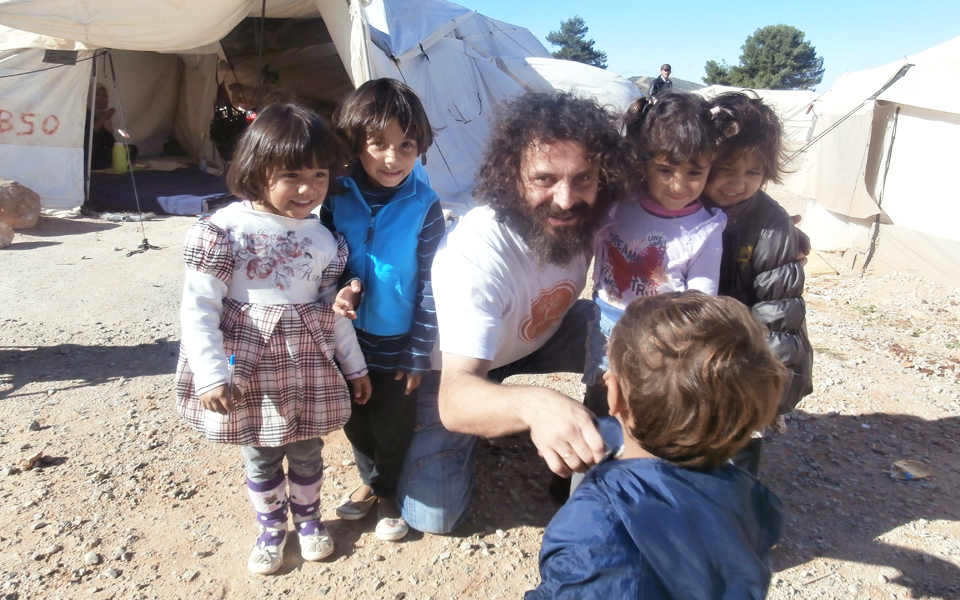 προσφυγικό-εχθρός-ο-νεκρός-χρόνος-2161915