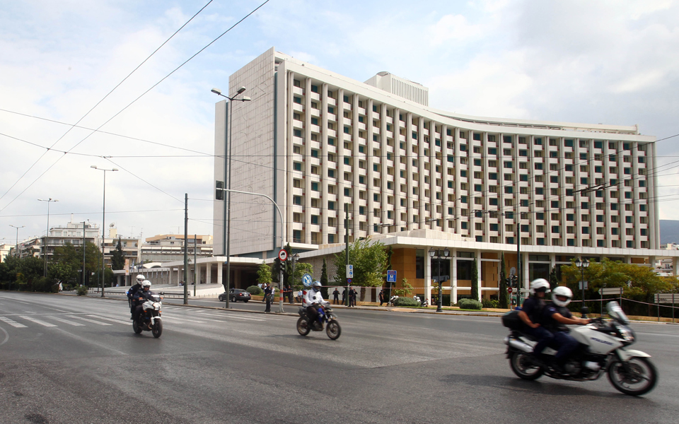 ποντάρουν-σε-ολοκλήρωση-της-αξιολόγη-2162170