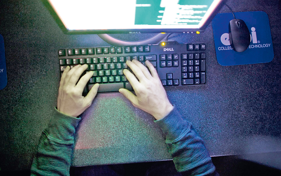 διστακτικοί-οι-ελληνες-στις-αγορές-απ-2162361