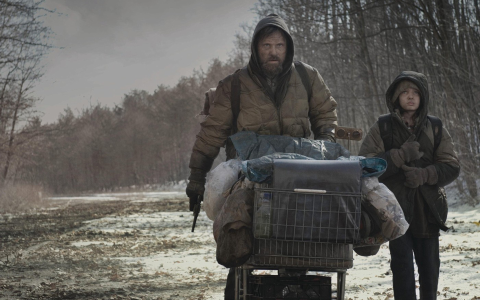 πίσω-από-τη-σκιά-της-δυστοπίας-2161305