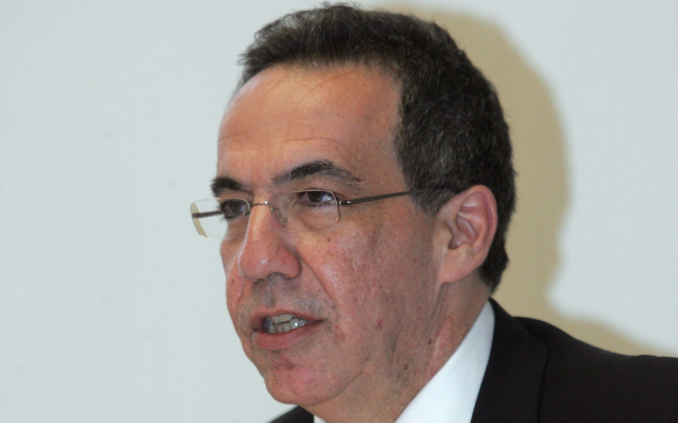 σε-ήπια-λύση-για-τη-διοίκηση-της-ετε-προ-2160454