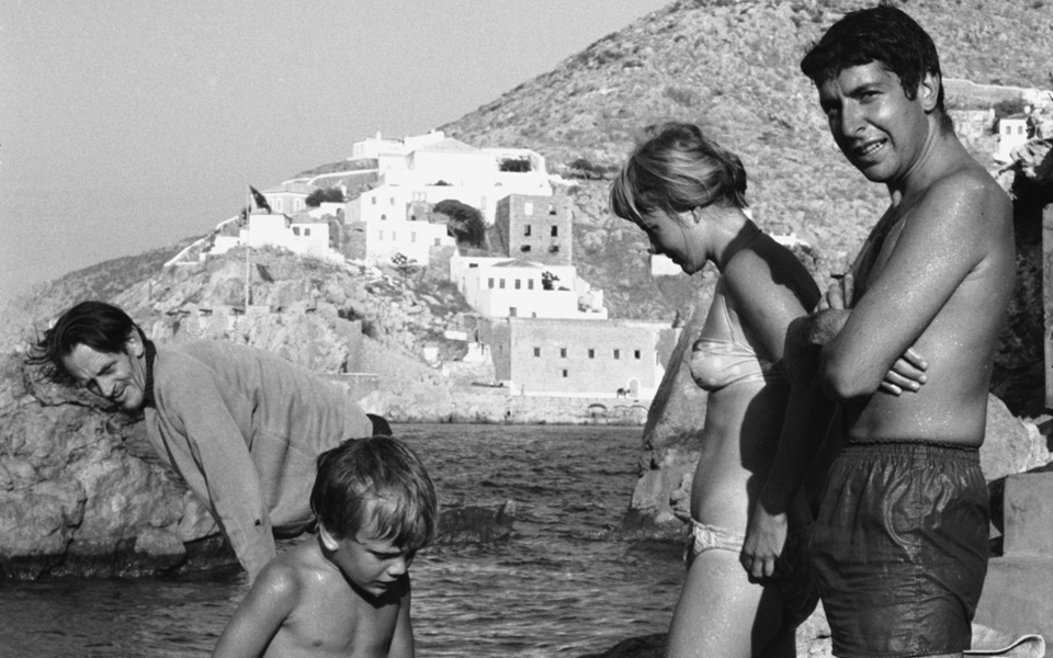 η-αγάπη-του-λέοναρντ-κοεν-για-την-ελλάδ-2160404