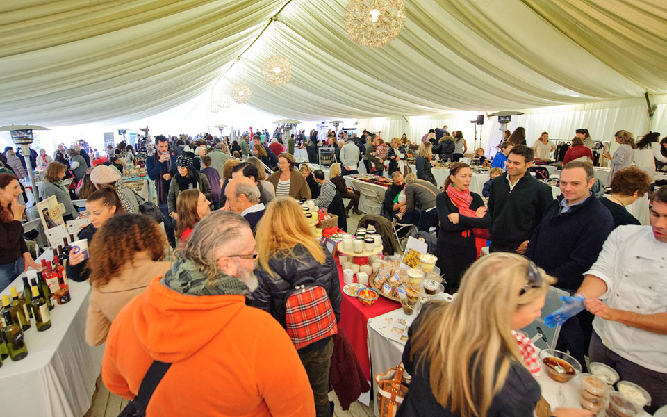 φιλανθρωπικό-μπαζάρ-υπέρ-του-σωματεί-2160683