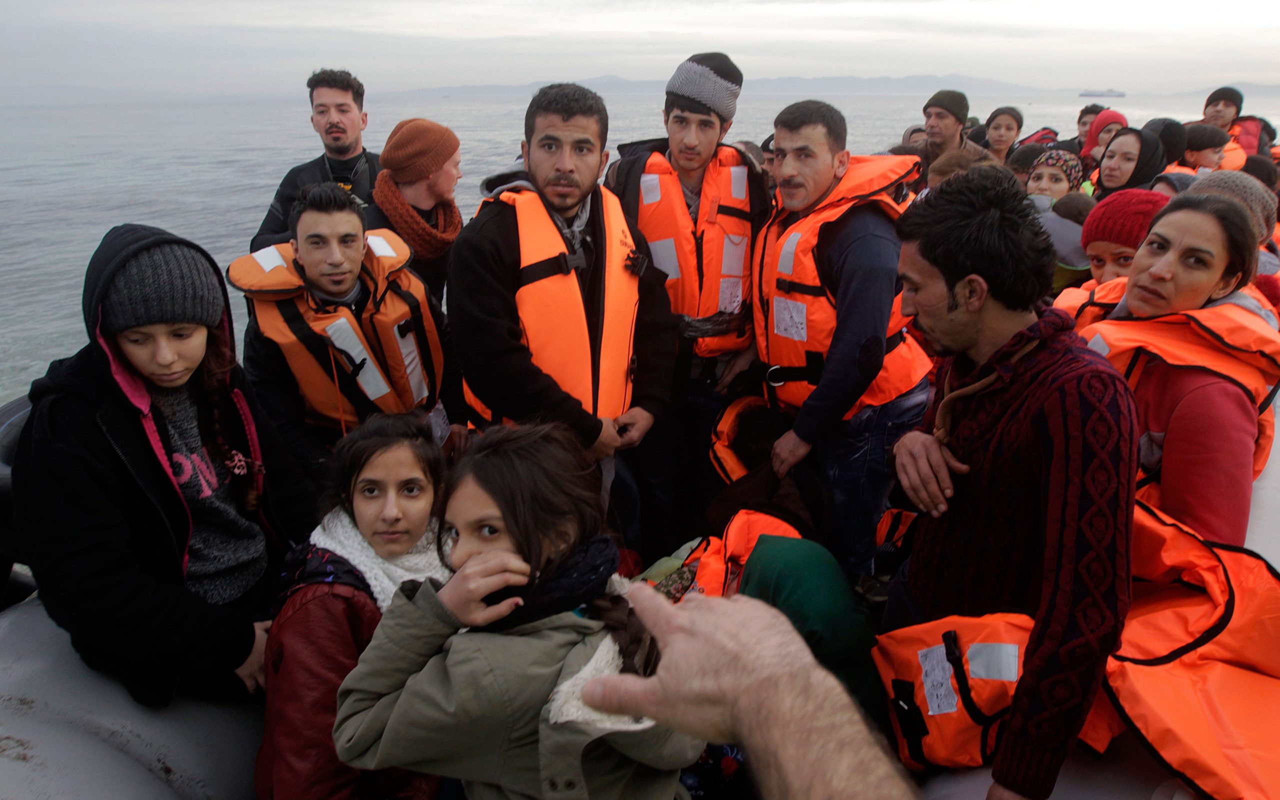 προσφυγικές-ροές-και-εκτός-νησιών-ανα-2158599