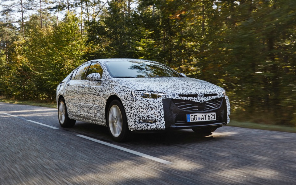 νέο-opel-insignia-ελαφρύτερο-πιο-δυναμικό-πιο-ευ-2163089