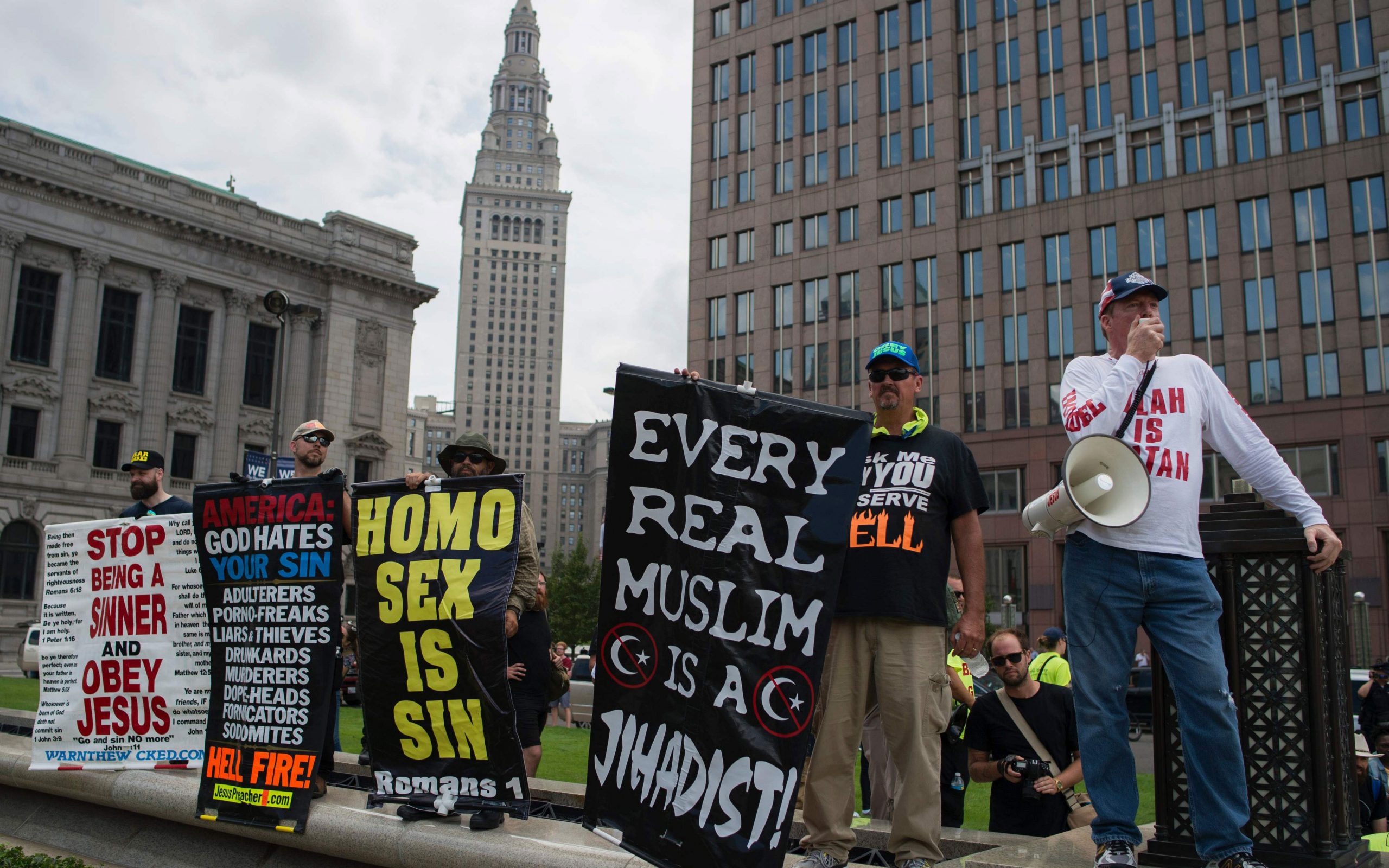 ηπα-τουλάχιστον-900-κρούσματα-ρατσιστικ-2163267