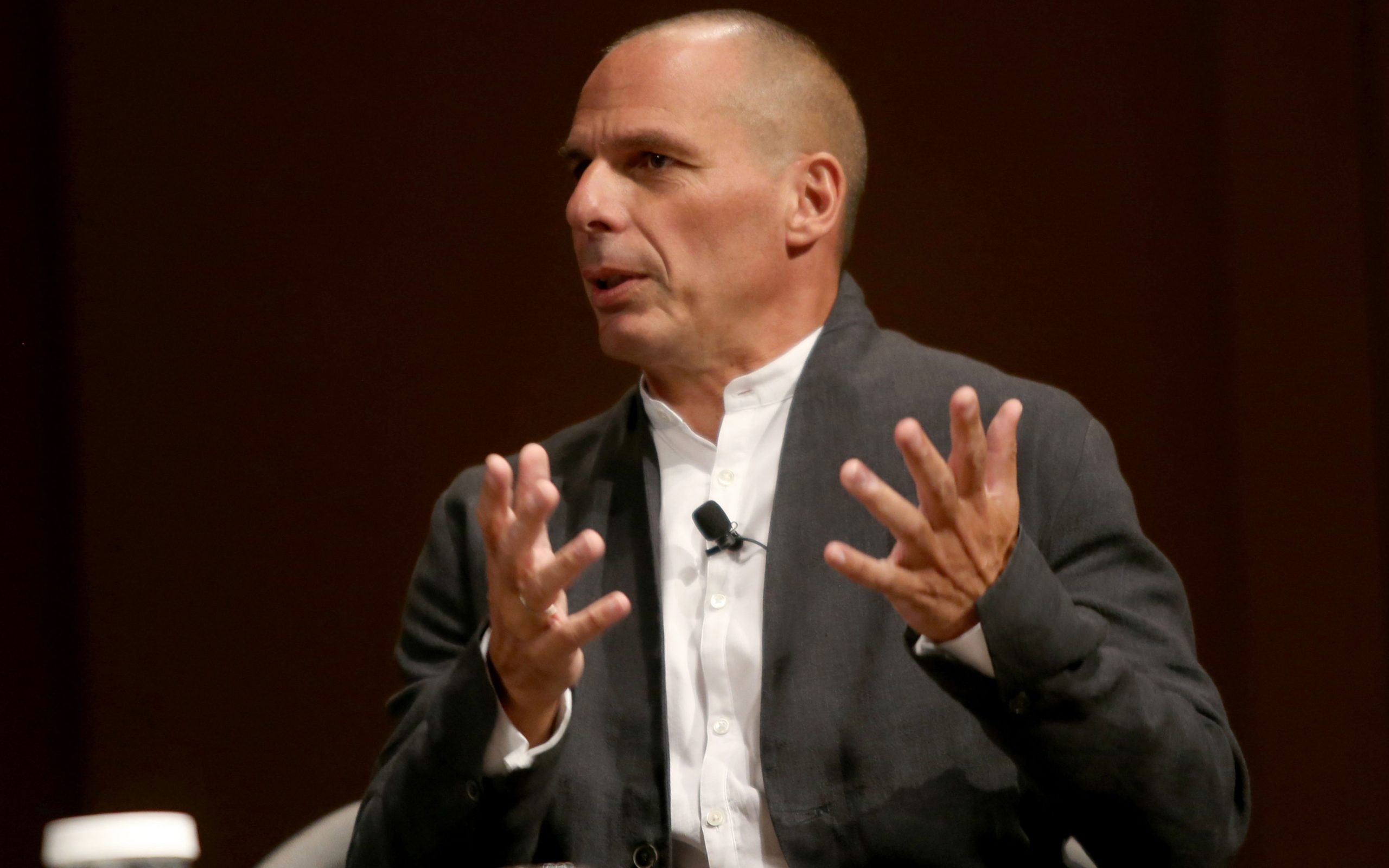 γιάνης-βαρουφάκης-οι-προοδευτικοί-να-2159785