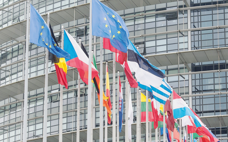 αποψη-τρεις-πλάνες-της-εσωτερικής-υπο-2165045