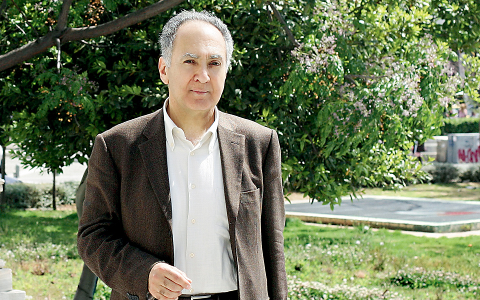 υπηρέτης-γνώσης-και-έρευνας-2164414