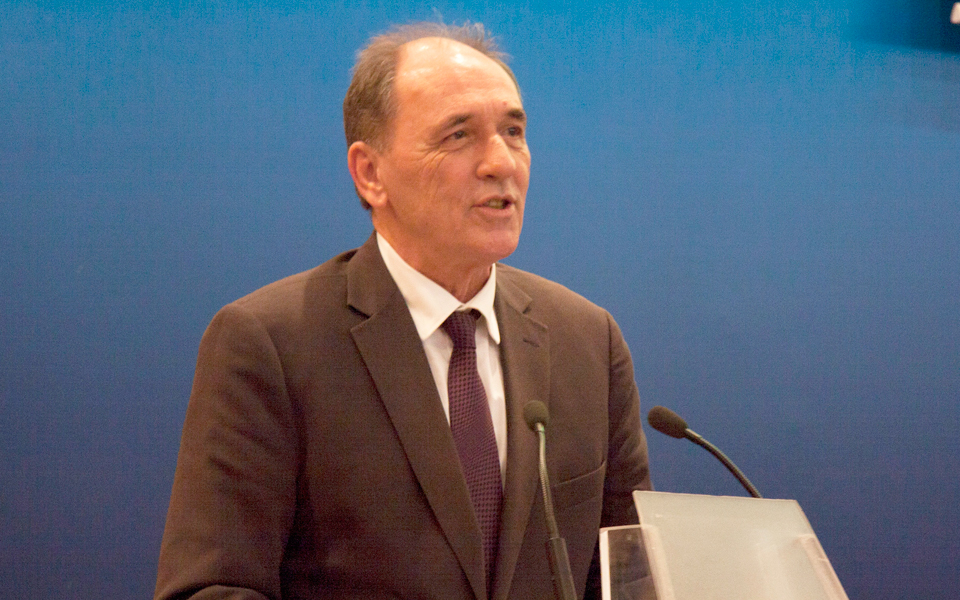 πέφτουν-οι-υπογραφές-για-το-24-του-αδμ-2165609