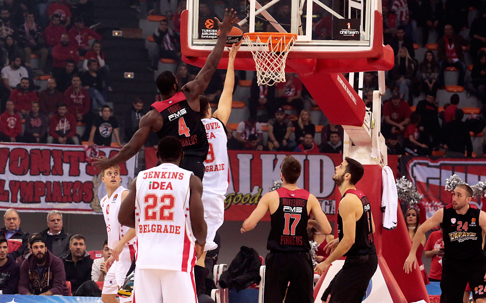 ερυθρόλευκη-νίκη-με-σβηστές-μηχανέ-2166720