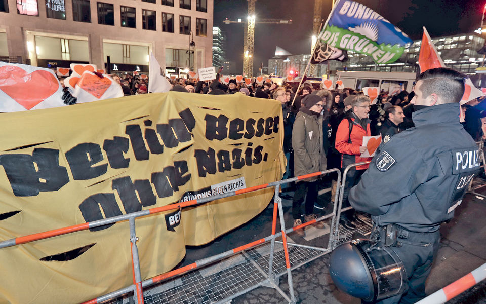 επικηρύχθηκε-ο-ύποπτος-της-επίθεσης-γ-2166881