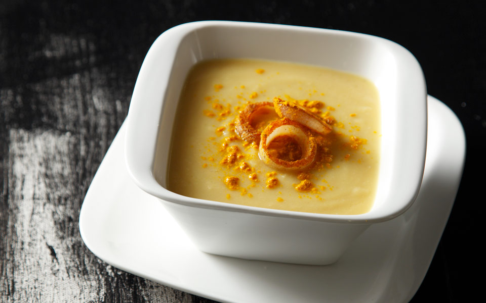 κρεμώδης-σούπα-φάβας-με-τηγανητά-κρεμ-2165842