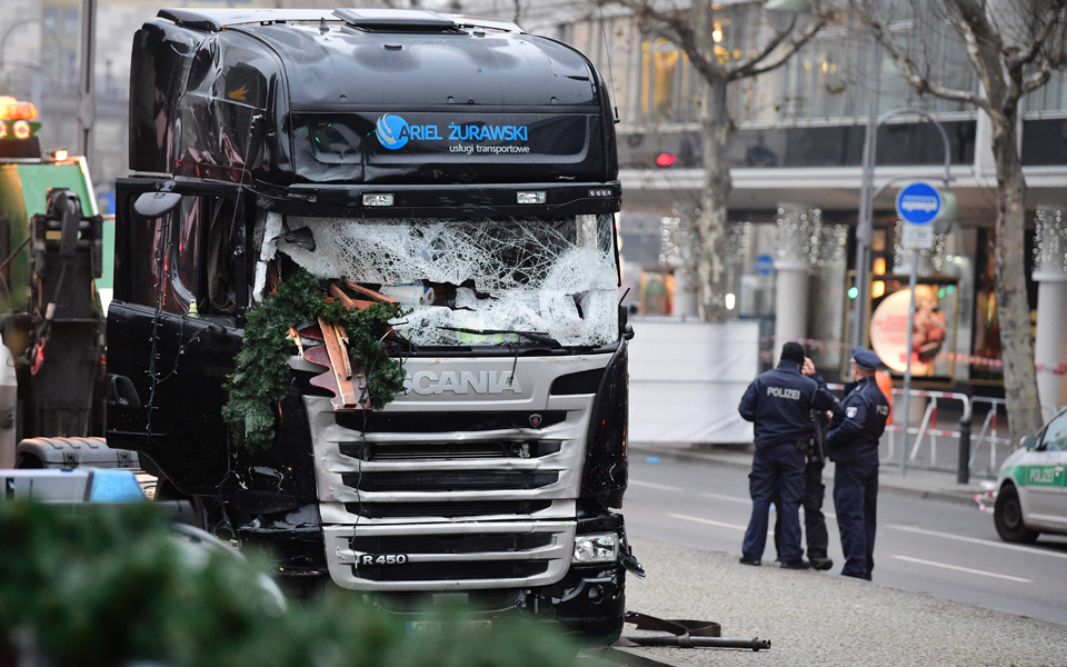 την-ευθύνη-για-την-επίθεση-στο-βερολίν-2166603