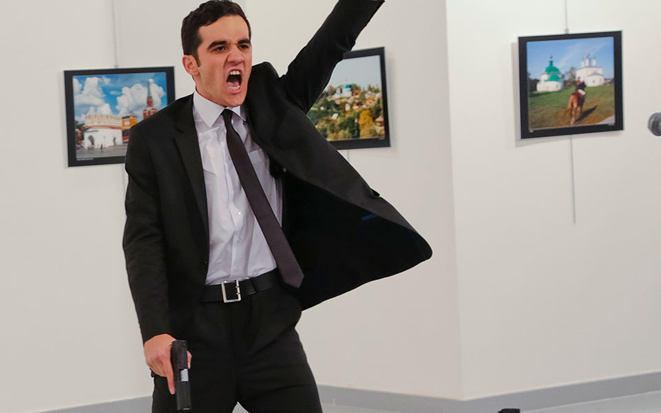 εν-ψυχρώ-δολοφονία-του-ρώσου-πρέσβη-στ-2166453