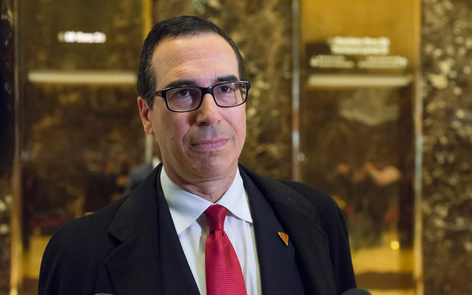 ο-στίβεν-μνάτσιν-ανακοίνωσε-μείωση-αλ-2164021