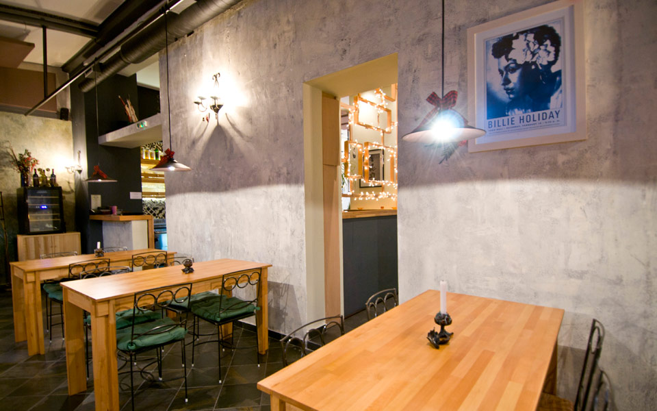 το-θείο-τραγί-πανκ-συνδυασμοί-ποπ-υλικ-2166749