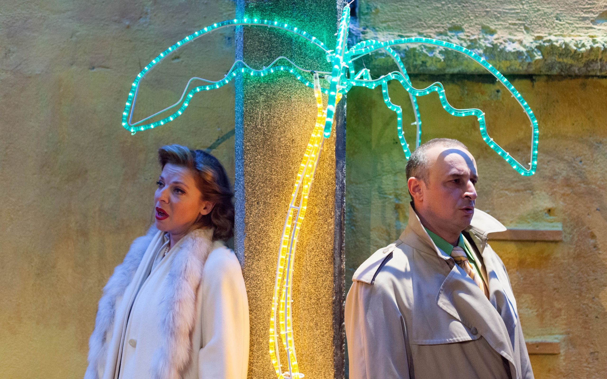 εμμονή-στη-γοητεία-των-αμερικανικών-2170152