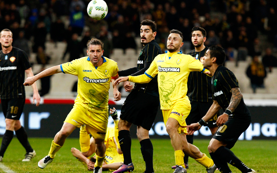 στραβοπάτησε-η-αεκ-άλμα-η-λάρισα-2168635