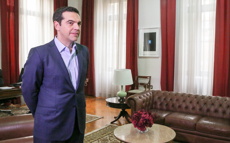 τρία-καυτά-μέτωπα-για-το-μαξίμου-2168817