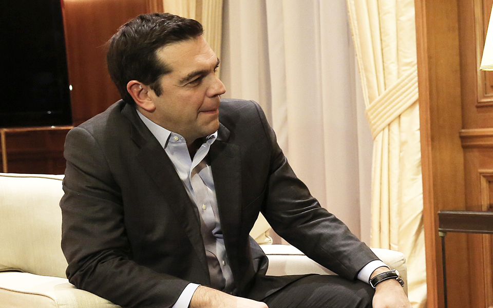 επικοινωνία-τσίπρα-με-μέρκελ-ολάντ-2169402