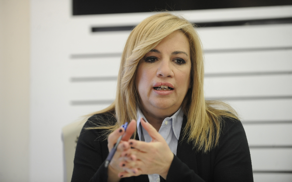 πυρά-κατά-τσίπρα-από-τα-κόμματα-της-αντ-2169418