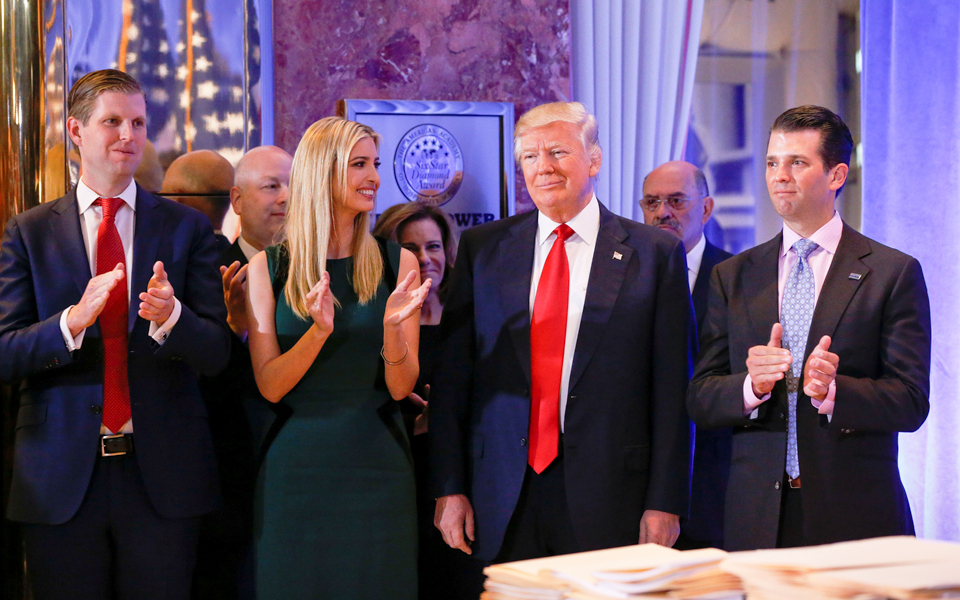 ντόναλντ-τραμπ-κατά-μυστικών-υπηρεσι-2169550