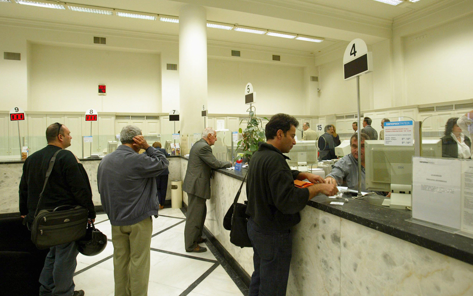 σε-εκκρεμότητα-σημαντικές-νομοθετικ-2170033