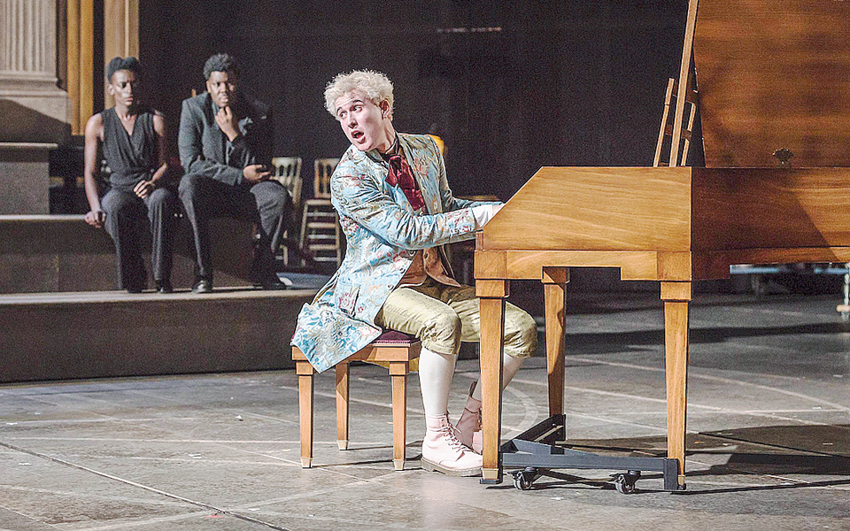 aπό-την-aθήνα-στο-λονδίνο-amadeus-μουσικό-θέ-2171252