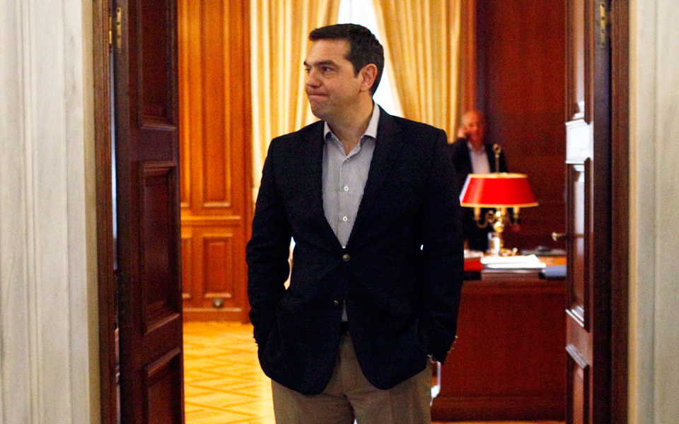 η-κυβέρνηση-δέχεται-κόφτη-μόνο-για-τ-2171543