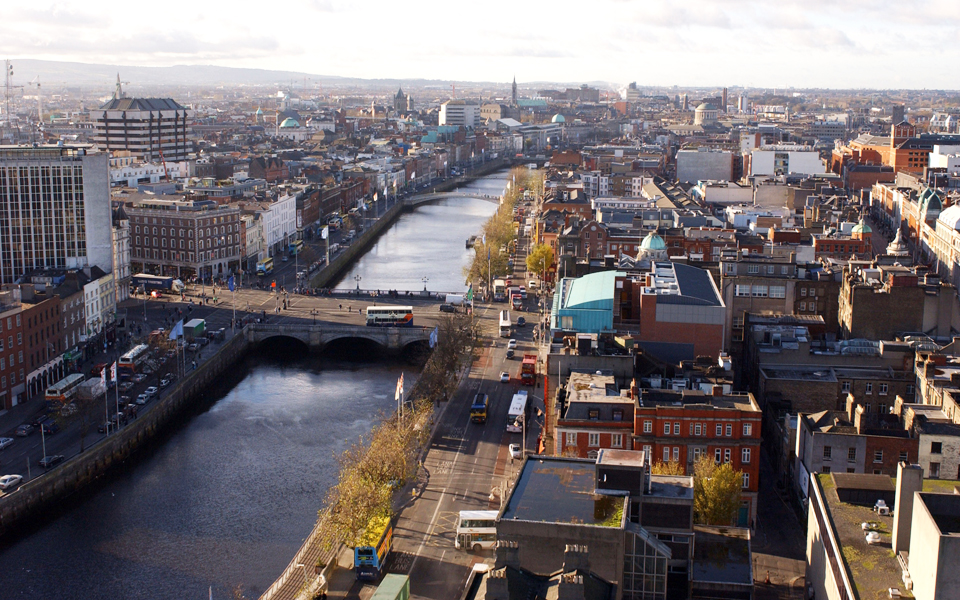 σε-ένα-δωδεκάμηνο-οι-τιμές-των-ακινήτω-2172467