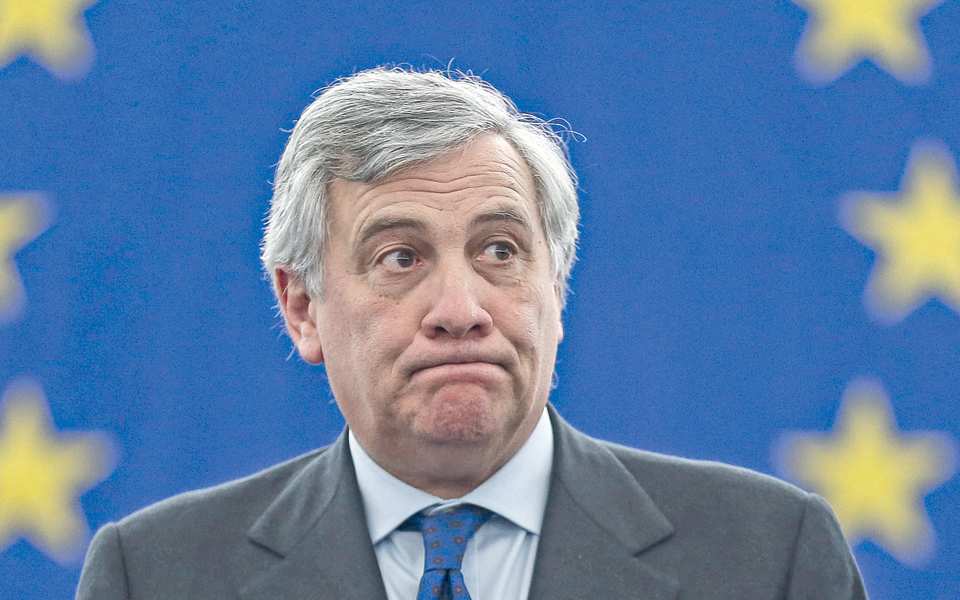 τενεκέδες-και-ντενεκέδες-2172864