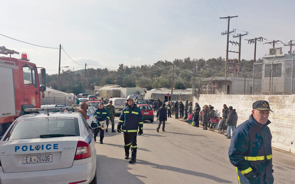 θα-πεθάνουμε-χωρίς-φωτιά-2172764