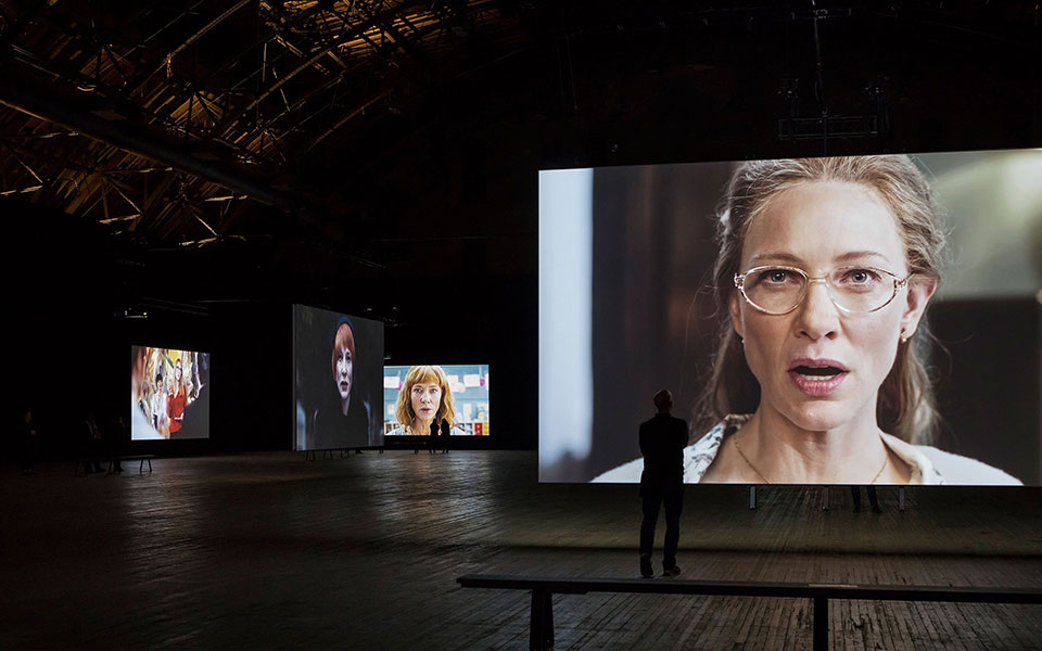 το-μανιφέστο-και-τα-13-πρόσωπα-της-κέι-2168543