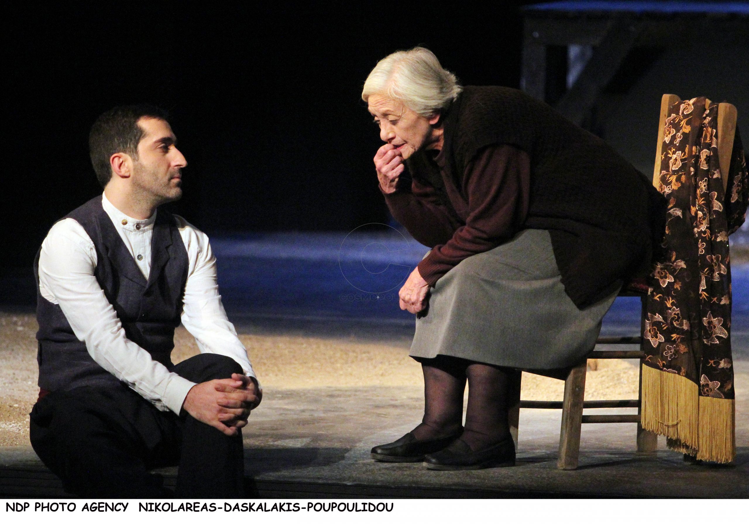 μνήμη-και-θεατρική-υπόμνηση-2170850