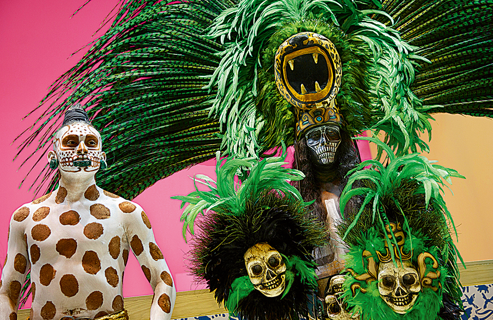 με-γλέντια-και-χορούς-2172690