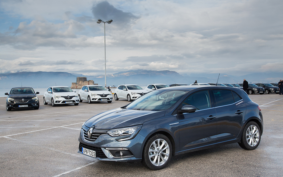 το-νέο-megane-στο-δίκτυο-της-renault-2171485