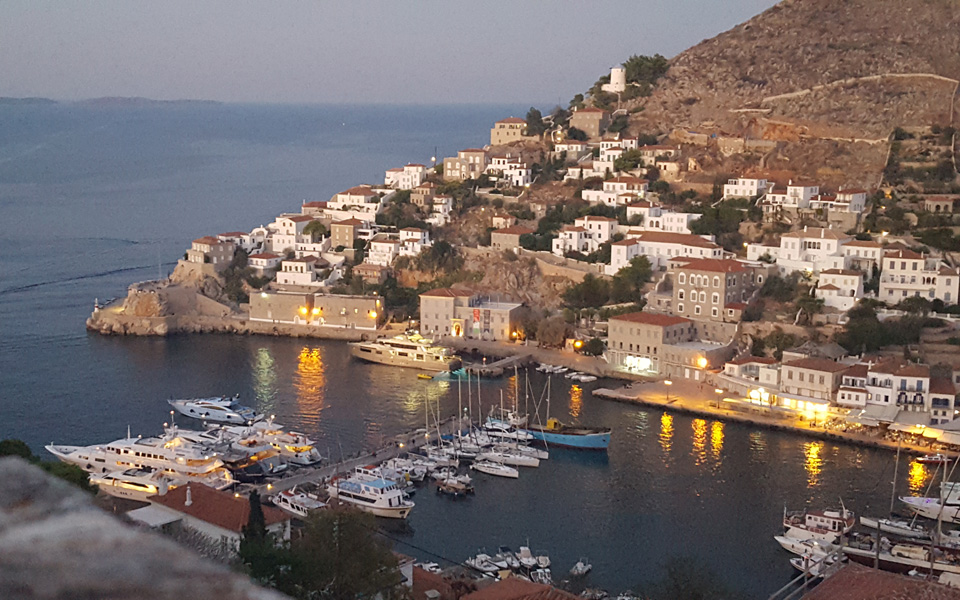 oχι-στα-μηχανοκίνητα-μέσα-η-yδρα-δεν-θα-2168528