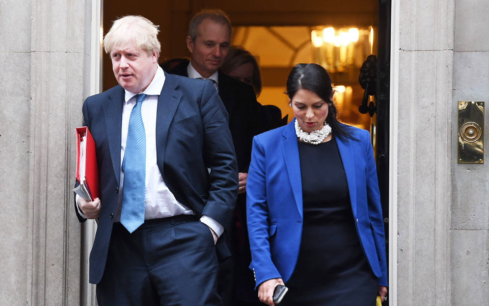 ξεκίνησε-η-συζήτηση-για-το-brexit-2172974