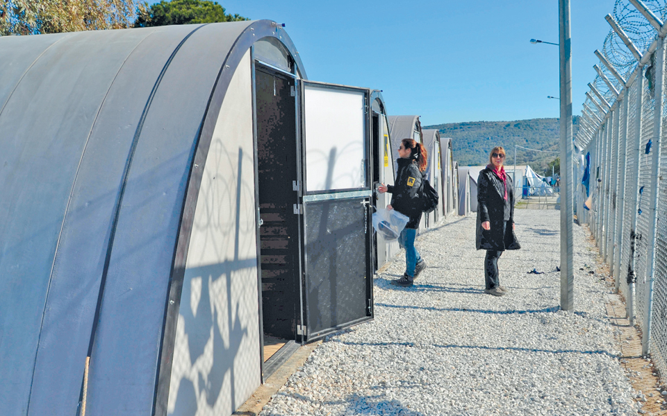 δραματική-καθυστέρηση-των-επιστροφώ-2172961