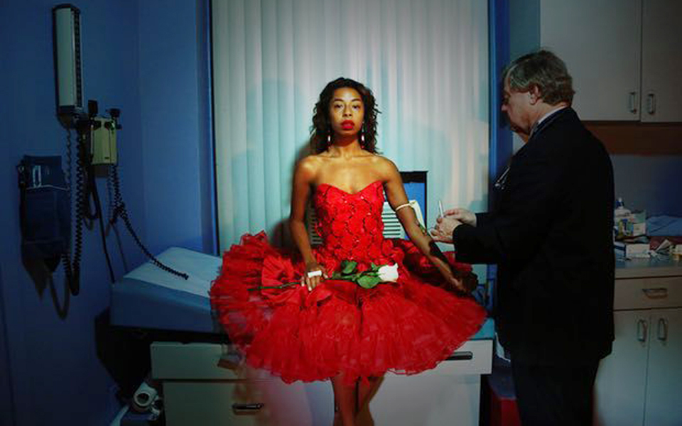 ποζάροντας-αλλιώς-2173203